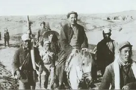 坐骑在延安倒毙，主席交待：一不准剥皮，二不准吃肉，好好安葬图片