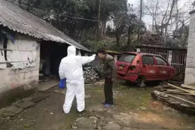 感动！修文年近7旬老村医每天来回七、八里路坚守疫情防控第一线图片