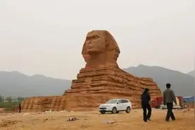 全国各地那些“又大又丑”的景点，到底烧掉了多少钱？图片