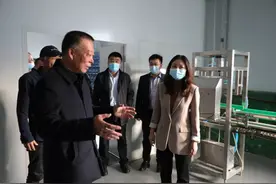磐石市代市长王萍萍深入吉昌镇调研重点工作图片