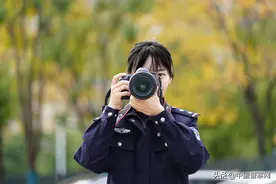 镜头反转！他们真帅！记者节快乐！图片