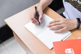 专升本是先填志愿还是先考试？现在复习还来得及吗？图片