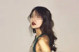 女模特因形体不佳求职被拒，隆胸后疼如针扎：里面好像有几个鸡蛋图片