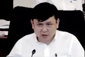 张文宏：下课就跑图片