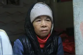 越南女子为养家40多岁没结婚，自己患上肾病后透析17年却无人照顾图片