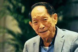 袁隆平生前有多朴实？穿35块的衣服，家中摆设显心酸，从来不剩饭图片