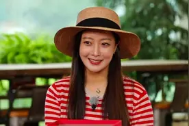 韩国第一美女金喜善回应整容传闻，称没动刀，43岁女神风采依旧图片
