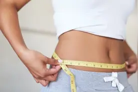 顺时针揉肚子减肥法，这种方法有效吗？图片