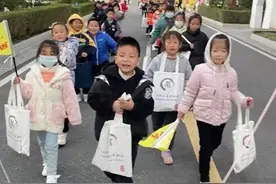 小布袋取代大书包！江都这所小学落实“双减”这样做→图片