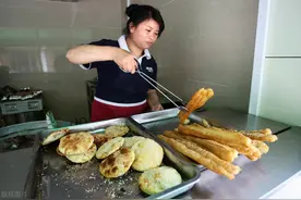 南京大姐开早餐店，利用一元一碗粥，年赚80多万，套路值得借鉴图片