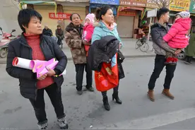 都说一个女人能影响三代人，别人不信我是信了图片
