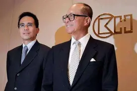 原来李嘉诚的财产并未全分给儿子，还有一份留给了她，足足800亿图片