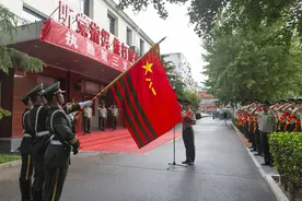武警北京总队执勤第三支队举行 2020年夏秋季复退士兵退役仪式图片