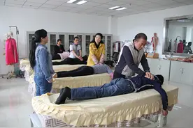宜兴市按比例或超比例安排残疾人就业用人单位可申领补贴或奖励图片