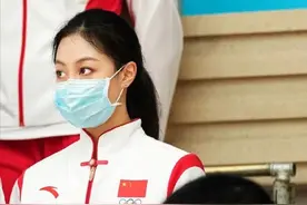 22岁的奥运代表团美女教练，胡雨卉这么好看，美丽与实力并存图片