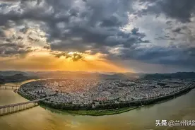 环西部火车游 | 打卡西狭颂，秋日别样美图片