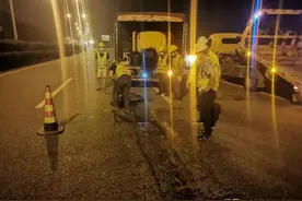 武汉三环线屡修屡破 市民建议禁止货车通行图片