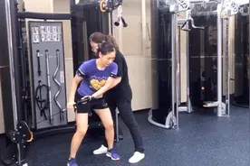 五一劳动节，国乒女将打扫卫生，男队员却“围观”，为啥？图片