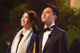 别管过不过七夕，他都是要给她买包的图片