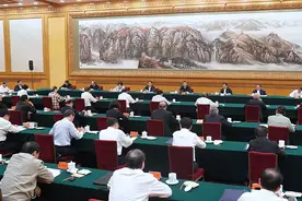 习近平总书记关于思想政治教育的重要论述，回答了哪些问题？图片