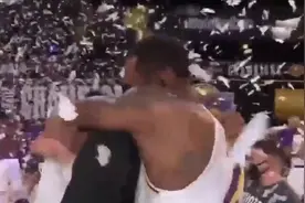 湖人夺冠！湖人总比分4比2热火赢下NBA总决赛视频封面