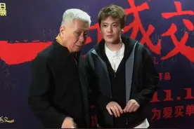 65岁马未都罕晒娃，星味儿足好似贾乃亮！长相比上亿身家父亲帅图片