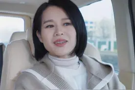 胡杏儿谈内地娱乐圈：不习惯被叫“老师”，女明星一个个都太瘦了图片