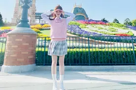 鞠婧祎，快乐的迪士尼，美美哒 ​图片