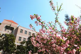 南京市莫愁中等专业学校：三月春暖花开，校园等你回来图片