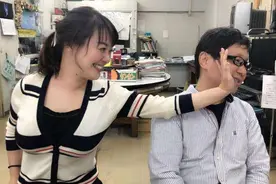 日本女主播身材太丰满，遭观众投诉辱骂，辞职后拍写真受欢迎图片