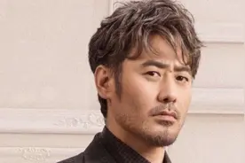 深扒吴秀波的激荡情史：16岁就让小姑娘怀孕还把情人送进监狱图片