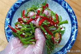 教你做“糖醋青椒”来吃，方法简单，味道酸甜鲜香让你越吃越上瘾图片