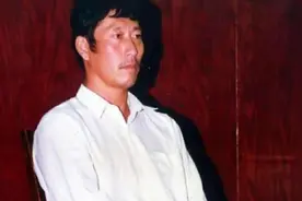 中国士兵站岗时，为何两人只有一把枪？20多年前有血的教训图片