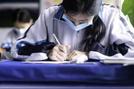 浙江女学霸邵奕佳用为什么要拒绝清华大学？图片
