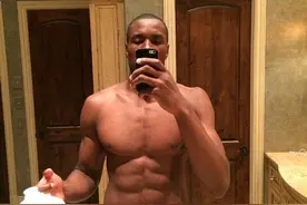 莽就完了！细数nba肌肉猛男，暴跳男。想打球？先练身体！图片