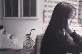 张爱玲的这句话，说出了感情的真相，真实的让人心酸图片