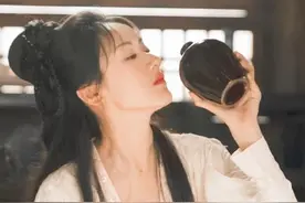 琉璃：璇玑好惨，得知真相被昊辰用腔内雀折磨，多次经历天诛图片