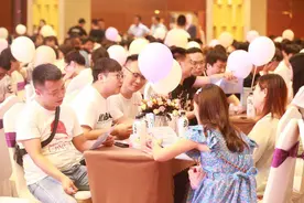 “新男生择偶”标准：“三无六有”女孩受欢迎，父母退休金成关键图片