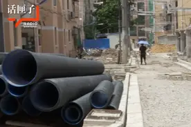 上海市中心一小区改建四年仍未竣工，居民区竟如工地，背后有何隐情？图片