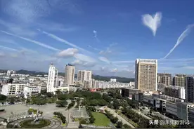 这座曾属于广东的城市，划归广西后，地位和经济都是直线上升图片