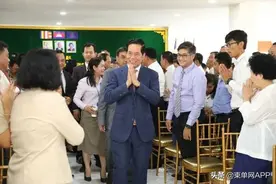 金边市长：禁止市场售卖非法彩票图片
