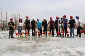 太原市清徐县：封顶！清徐中医院主体完工图片