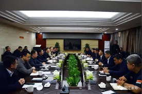 国家能源集团吉林公司党委副书记、总经理任井利来双辽市考察洽谈图片