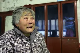 75岁老人直言：雇请住家保姆来养老，就是一场残酷无情的金钱交易图片