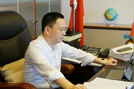 推动学习成果转化为具体实践~福建省生态环境厅党组理论学习中心组学习会云端召开图片