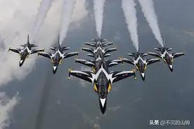 世界十大飞行表演队 他们被称之为空中艺术家图片