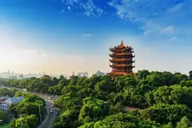 让10位诗人念念不忘的十座城，看看有没有你的家乡？图片