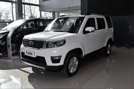 便宜硬派，实惠SUV，维修油耗价格低，带你看长安欧尚X70A图片