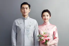 女星的中式婚服配现代高跟鞋？中西结合也可以气质又好看图片