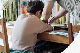 中国式父母：骂得越狠，就爱你越深图片